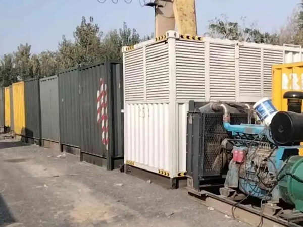 莎车200KW柴油发电机机组每小时油耗是多少?