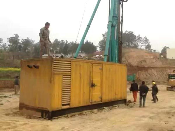 莎车如何判断水冷式机油散热器密封件是否需要更换?